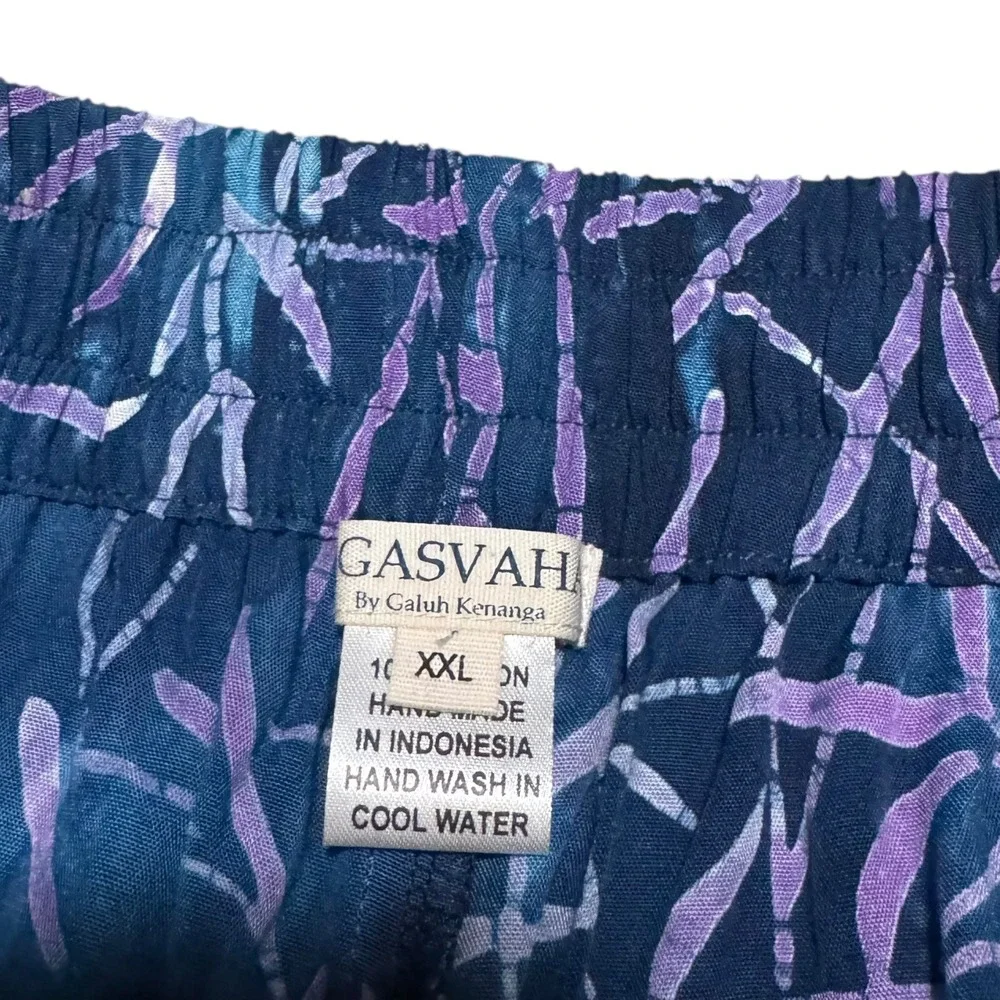 AGASVAHA by Galuh Kenanga Mutlicolor 100% Rayon‎ Hand Made Shorts Women's 2XL